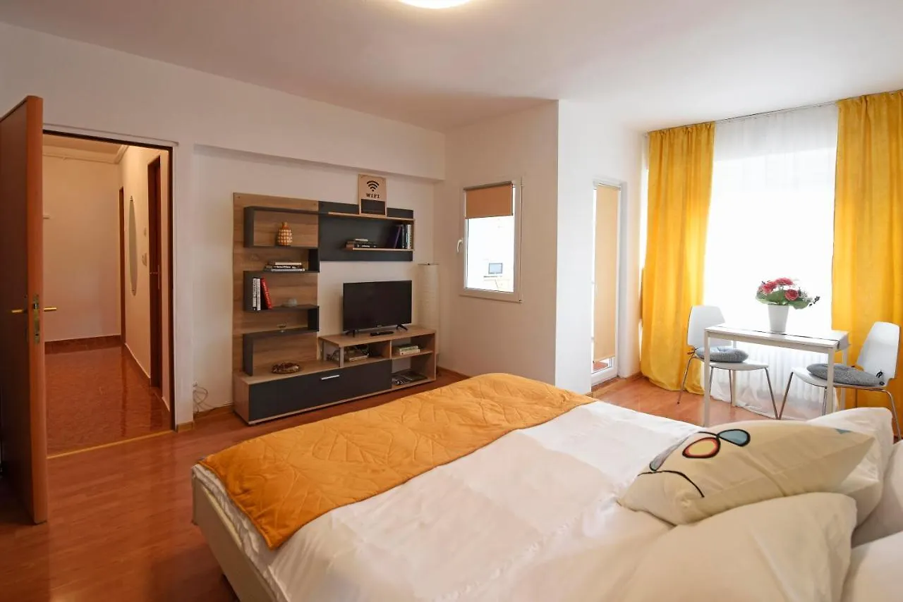 Joy Studio Apartment Bucharest