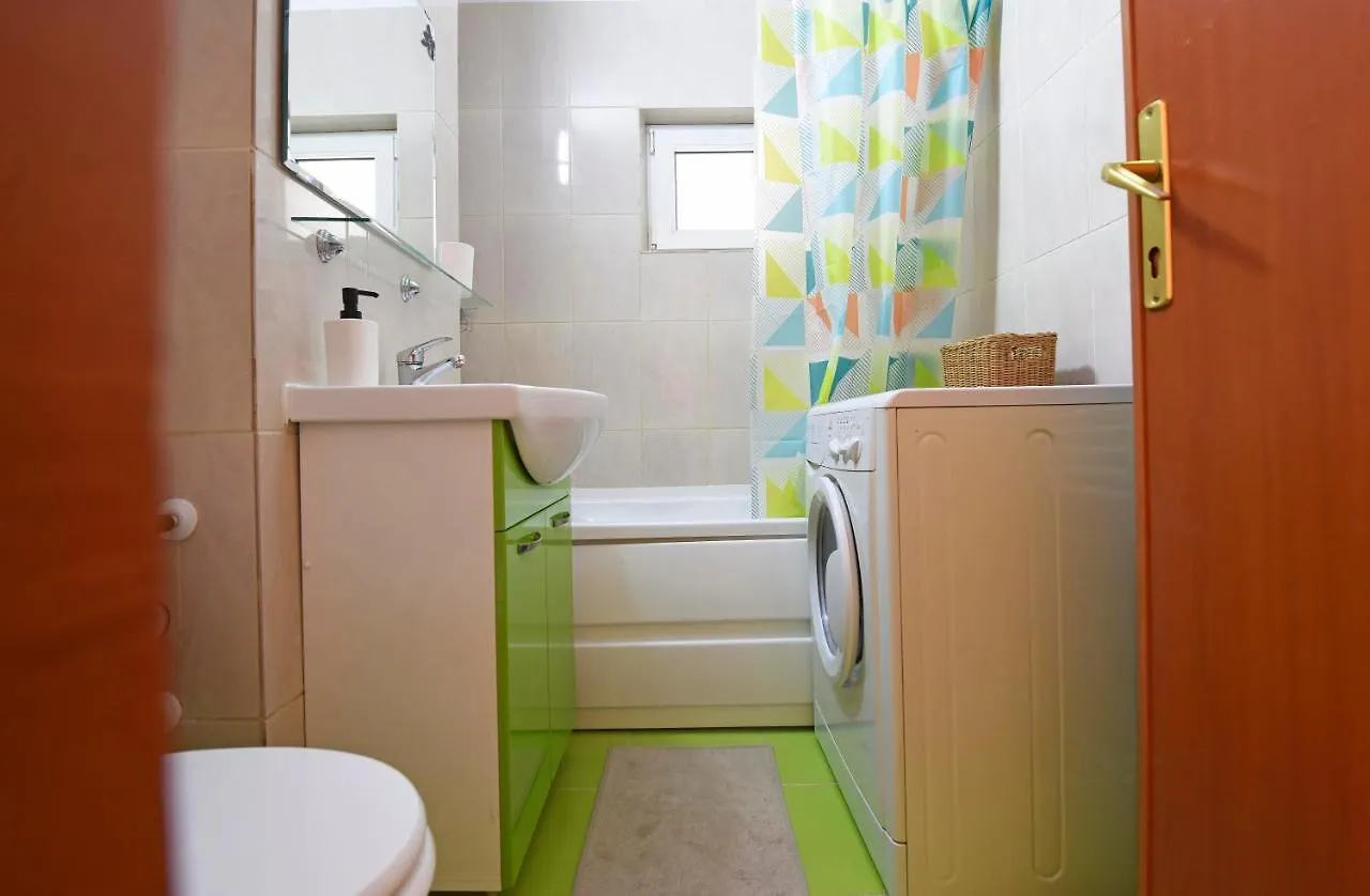 Joy Studio Apartment Bucharest